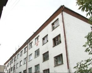 "Лебедь, рак и щука" по-орловски: жители дома №15 по Кромскому шоссе не могут решить вопрос капремонта с властями 