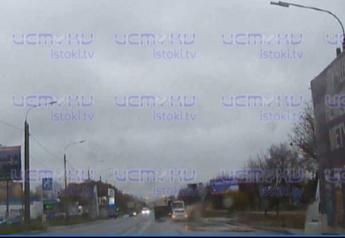 Огромные лужи образовались после дождя на Карачевском шоссе в Орле