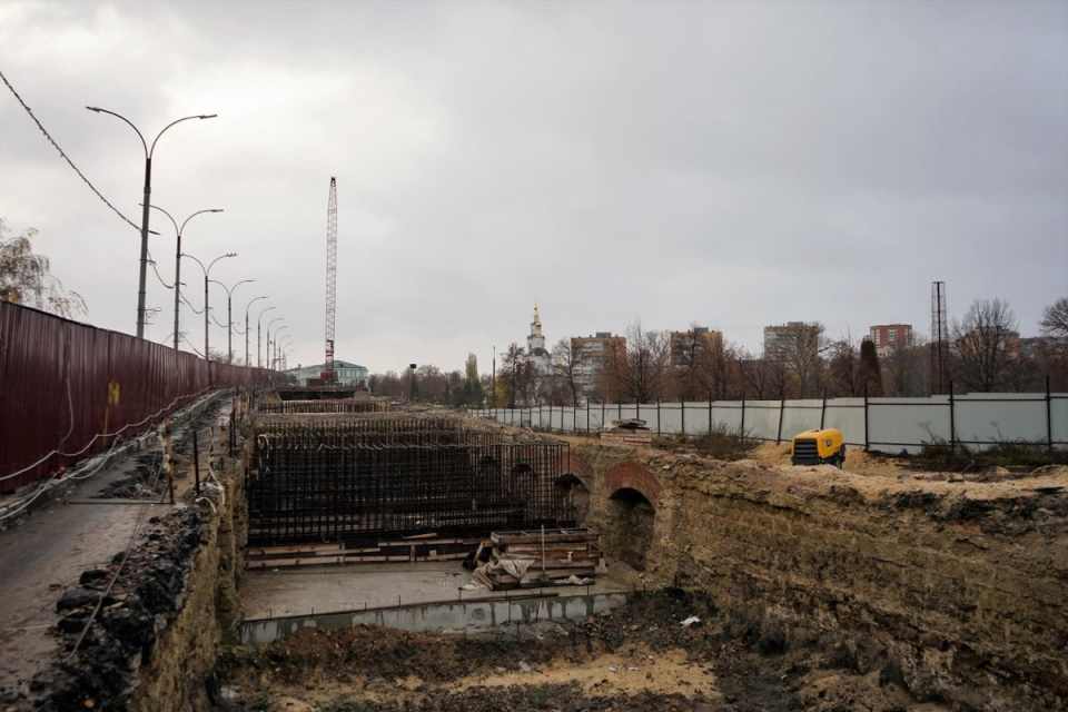 Корректировкой проекта реконструкции Красного моста займется фирма, занимающаяся растениеводством