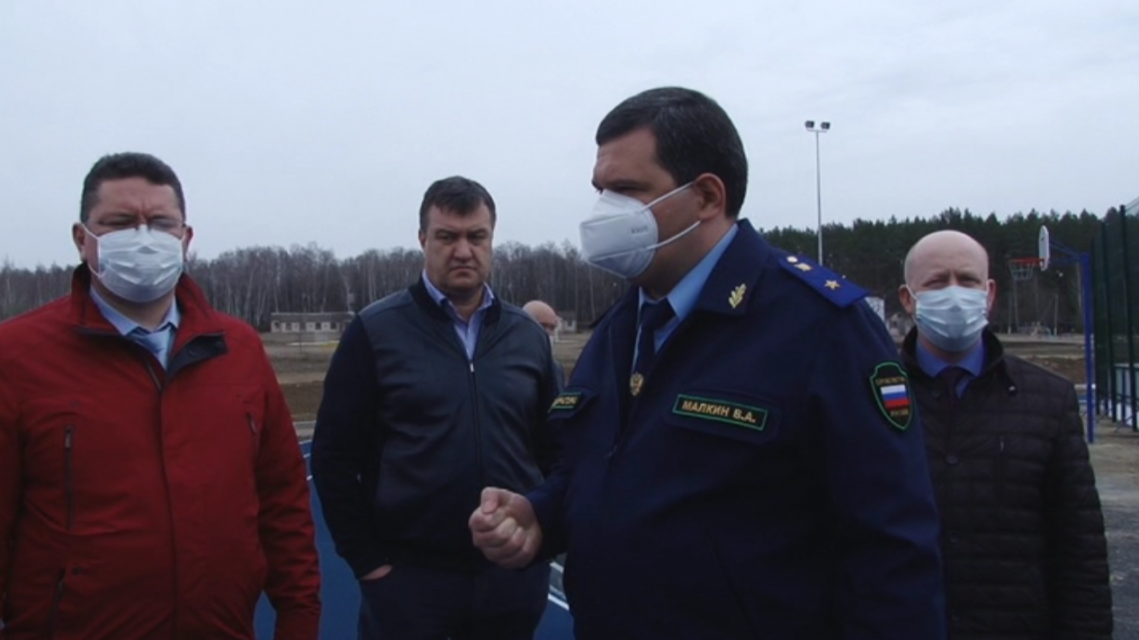 Прокурор Орловской области требует от чиновников объяснений по факту приемки ФОКа в детском лагере "Ветерок" с незавершенными работами