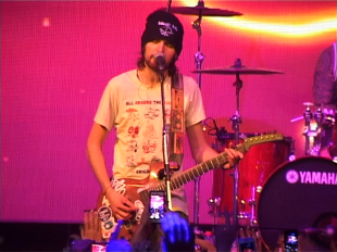 В Орле Noize MC выступил с новым альбомом «Неразбериха»