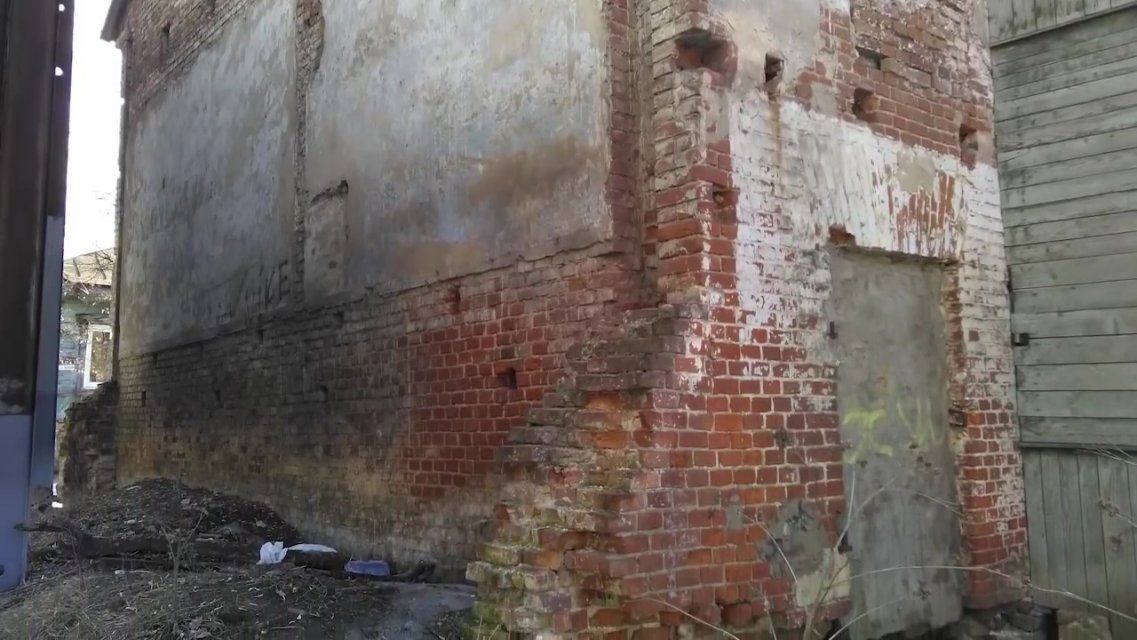 Орловчане сняли видеоролик о проблемном доме на 1-й Посадской и бездействии властей