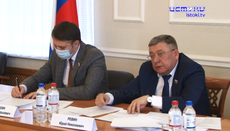 Может на четвертый раз повезет! Депутаты облсовета обсудили замороженное строительство Красного моста. Основная проблема - нет подрядчика, который завершит начатое