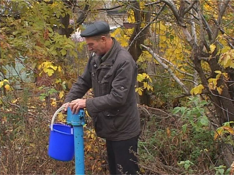 Жители поселока Кирпичного завода страдают без воды