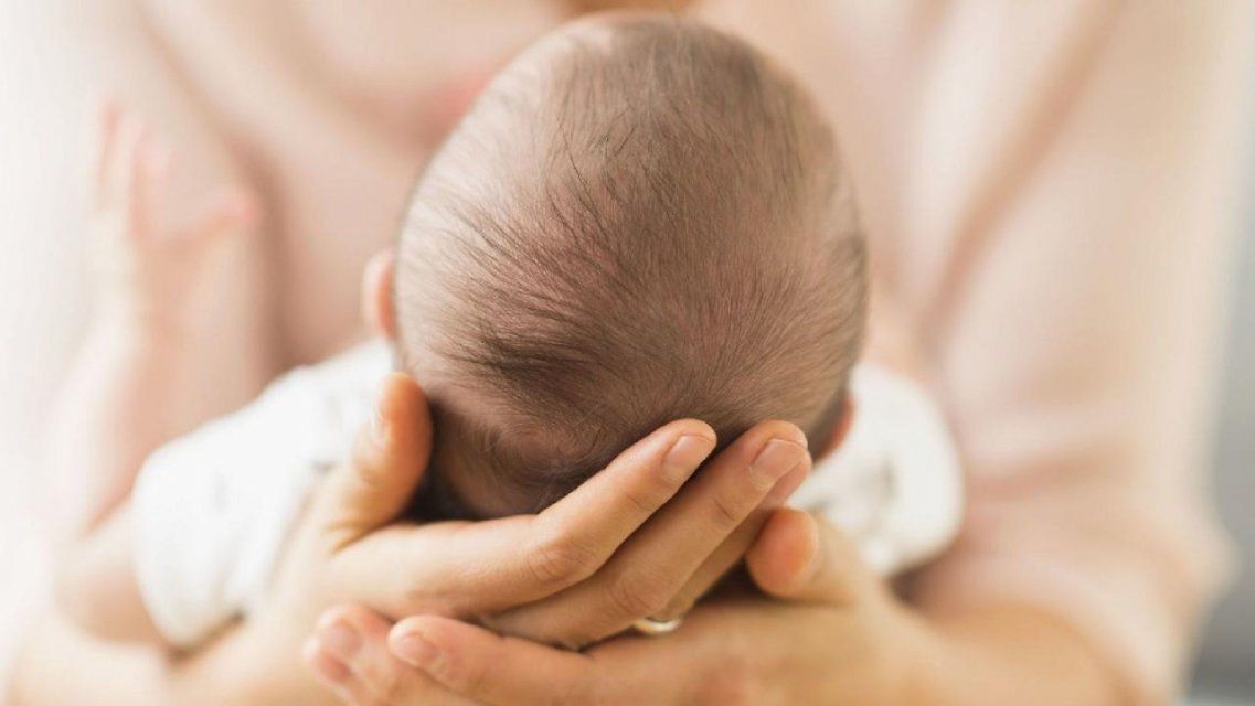 В орловском роддоме новоиспеченным мамам подарят детские книги 