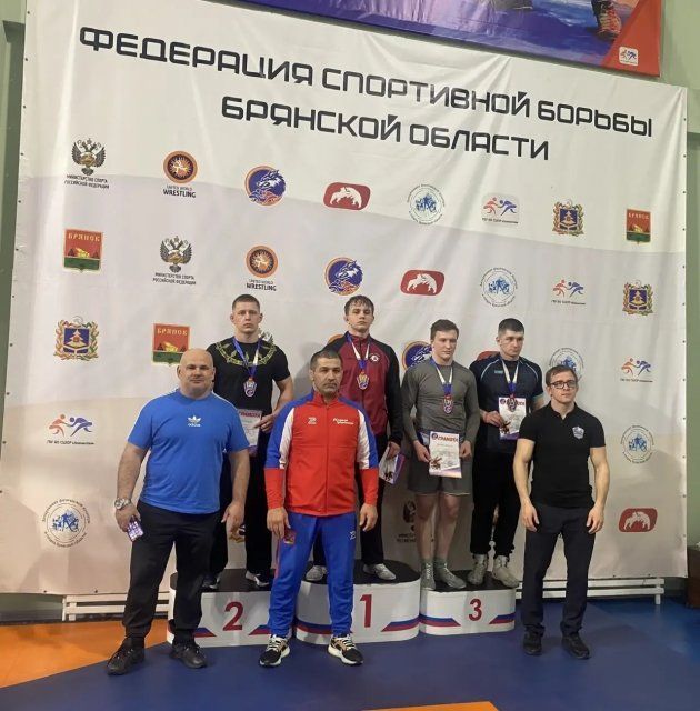 Орловские борцы взяли серебро на первенстве ЦФО