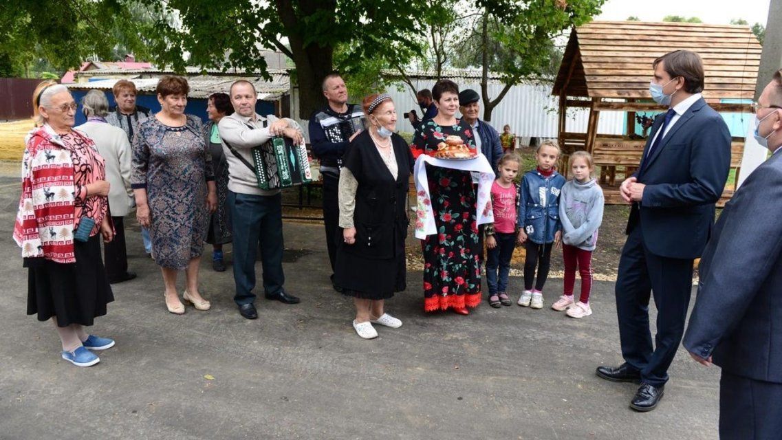 Клычкова убеждают, что COVID-19 нет в орловской глубинке благодаря самогону