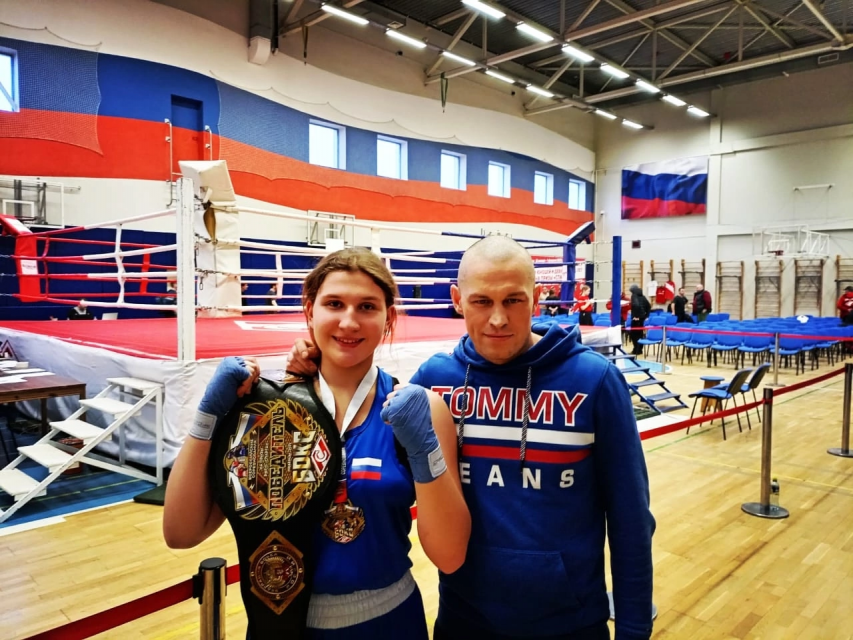Орловская спортсменка завоевала золотую медаль на Всероссийских соревнованиях по боксу 