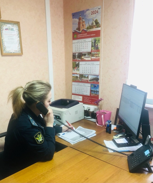 Жительница Новосильского района заплатит за долг по алиментам обязательными работами