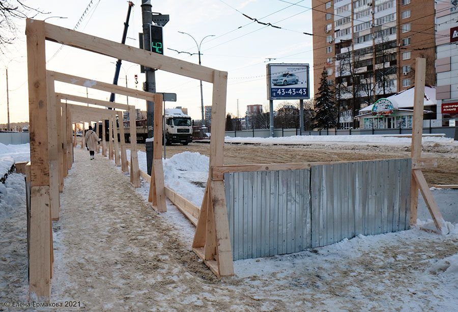 Дело начальника участка "Ремспецмост", из-за которого травмировался подросток на Красном мосту, передали в суд