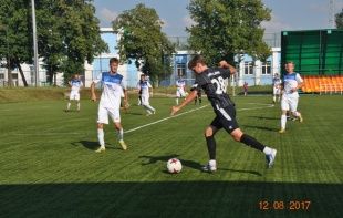 Орловские футболисты уступили в родных стенах