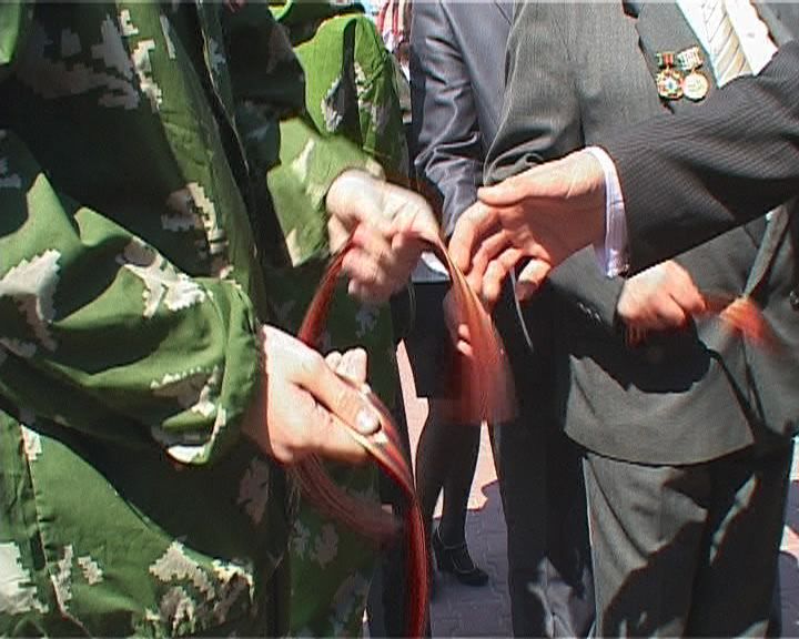 Георгиевские ленточки в Орле