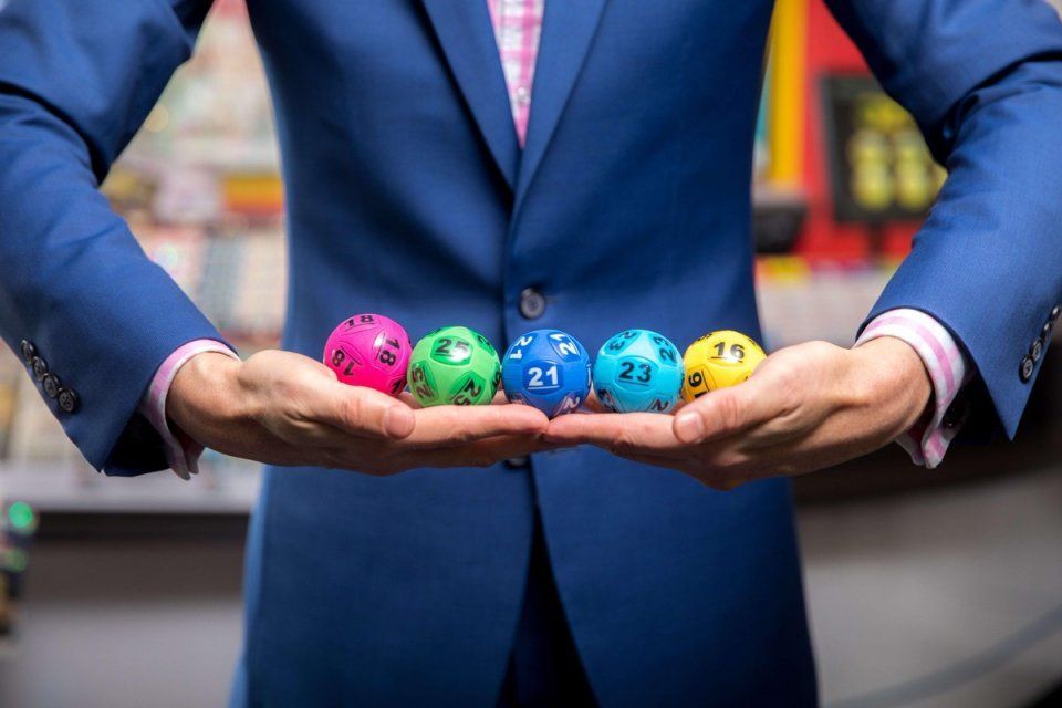 Сегодня свой официальный день рождения празднует лотерея. Участвуют ли в лотереях орловчане и считают ли они себя везучими узнали "Истоки"