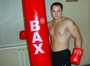 Орловчанин Роман Пьянов выиграл Кубок Мира по народному жиму