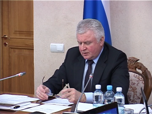 Для освоения федеральных средств у областных чиновников остался месяц