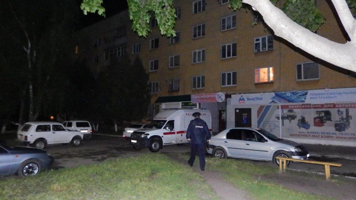 Зарезала собутыльника и выбросила нож: орловчанку будут судить за убийство