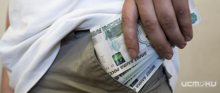 Лжеволонтеры украли у пенсионера в Ливнах 250 тыс. рублей