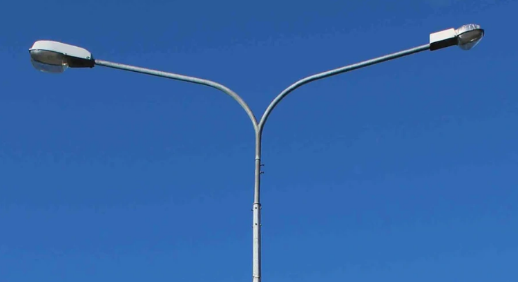 Жители ул. Матросова в Орле до конца месяца будут жить без уличного освещения