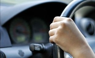 В Кромском районе парень угнал машину и пытался продать ее через Интернет