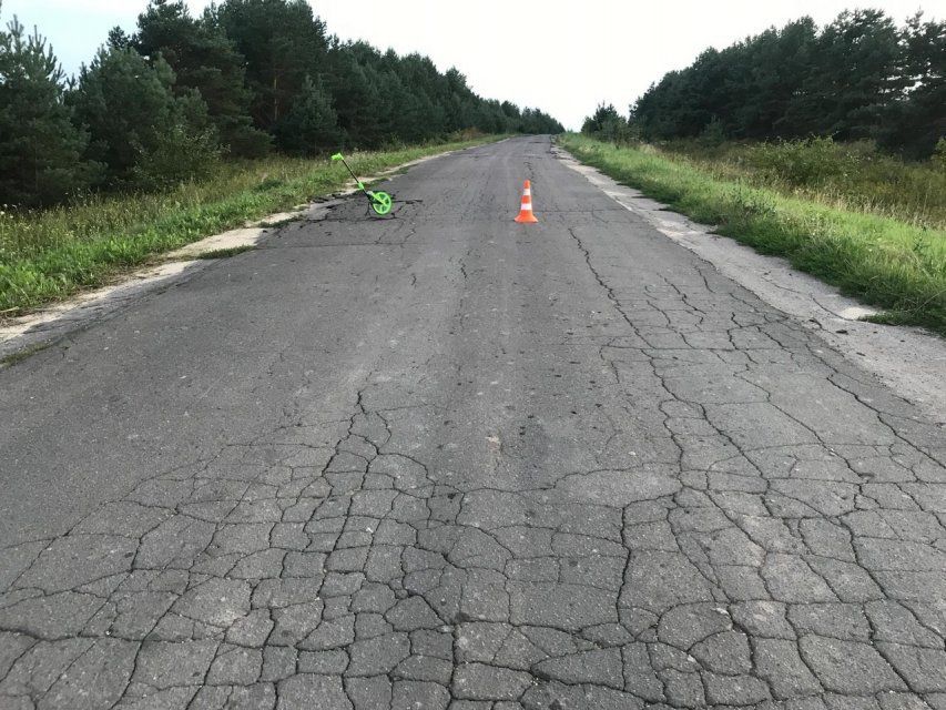 На трассе Орловщины от мотоблока оторвался прицеп. Водитель пострадал