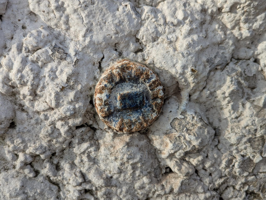 Столетний геодезический пункт обнаружен в Орле