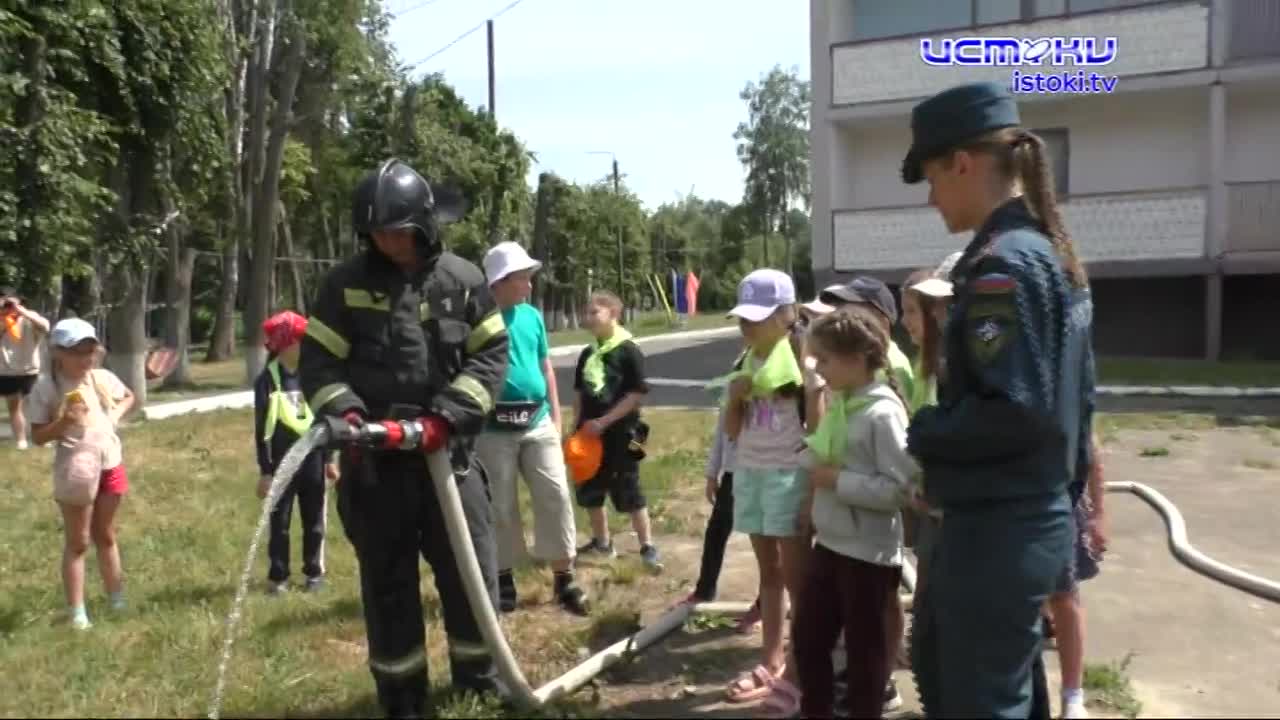 Как избежать чрезвычайных ситуаций? Об этом спасатели рассказали ребятам, отдыхающим в санатории "Орловчанка"