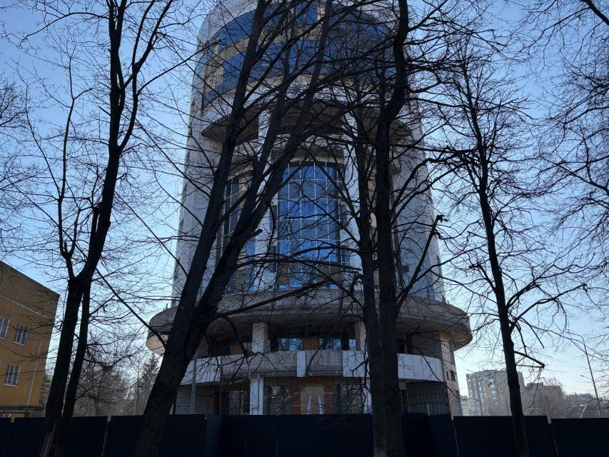 С точностью до сотых. Стало известно, что сейчас происходит со стройкой многопрофильного мед. центра в Орле