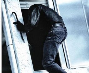 В Орле полицейские задержали воров-«домушников»