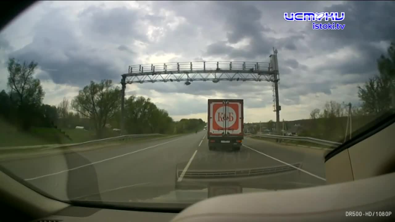 Орловчанка устроила «шоу» на скоростной трассе