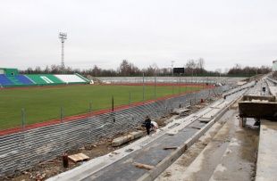  Вадим Потомский побывал на "юбилейной" стройке Центрального стадиона