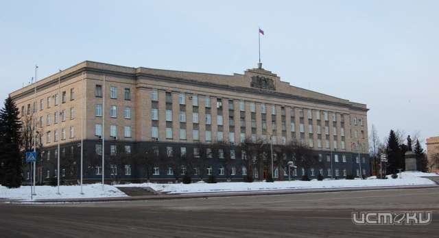 Орловских чиновников в следующем году станет меньше