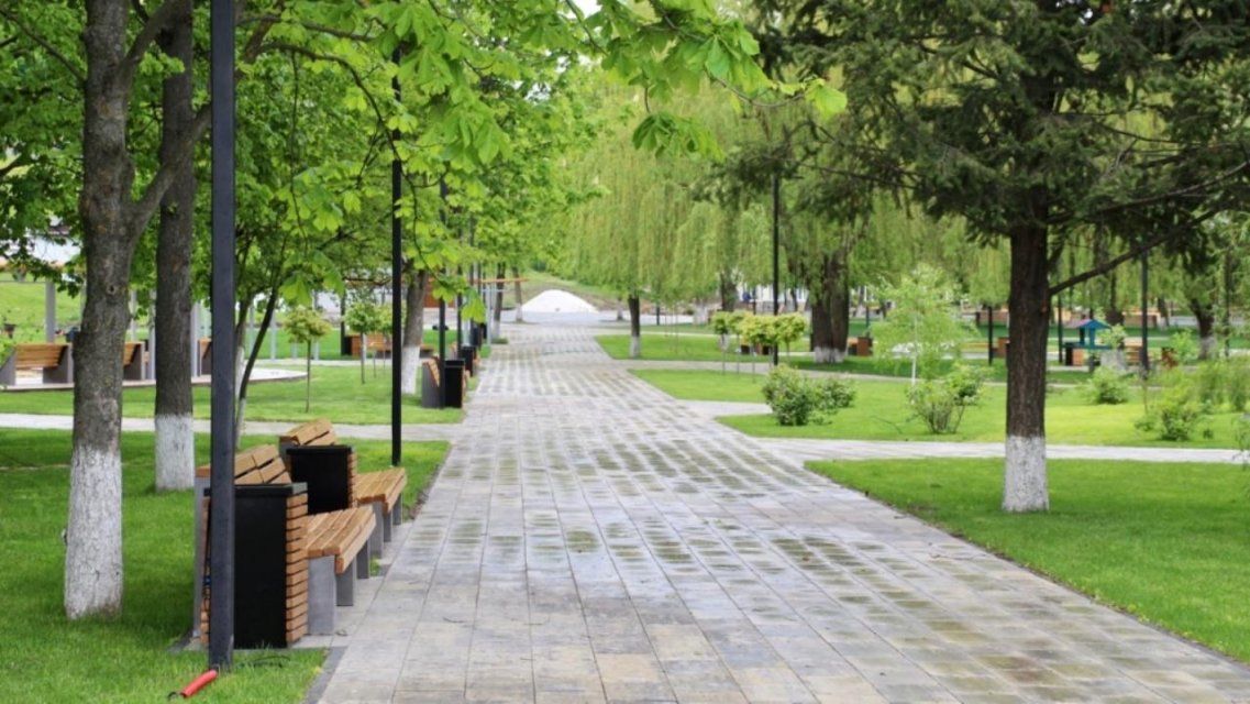 Видео: Лежнев пообещал, что разочарует крикунов видом обновленного детского парка в Орле