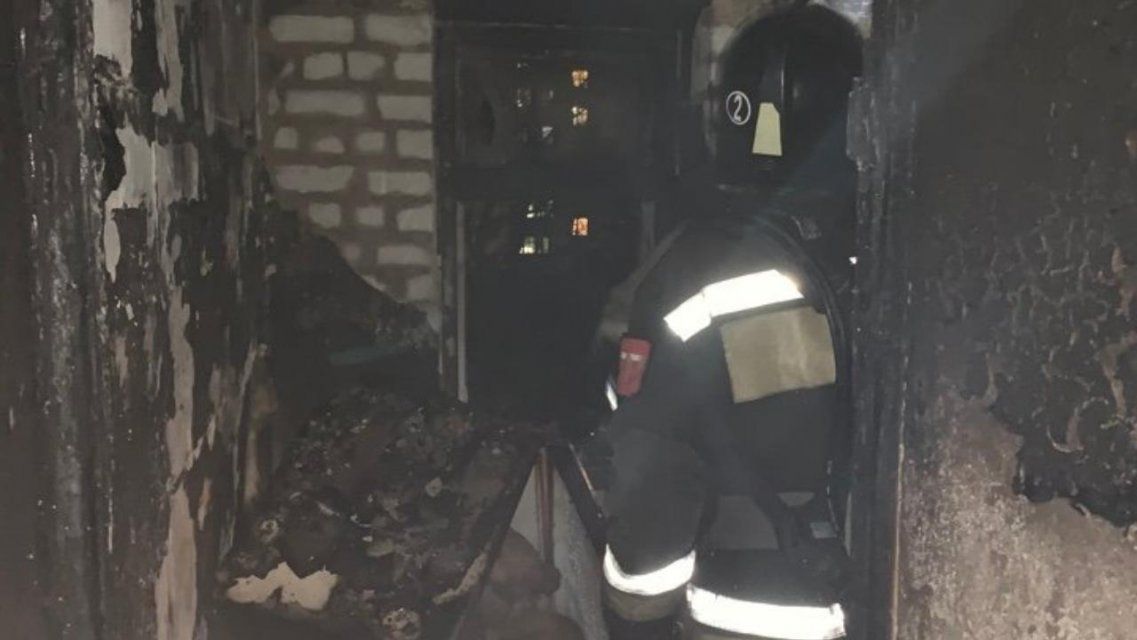 62-летний мужчина попал в больницу, пострадав при пожаре в орловской пятиэтажке