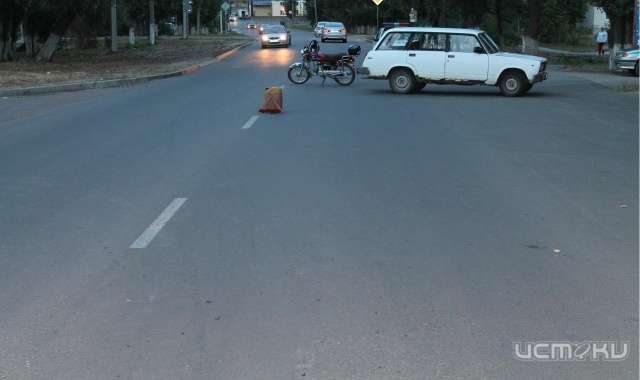 «Четверка» и мопед не смогли мирно разойтись на дороге в Ливнах