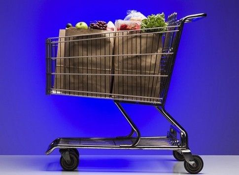На продукты, напитки и сигареты жители Орловской области потратили 9 млрд. рублей