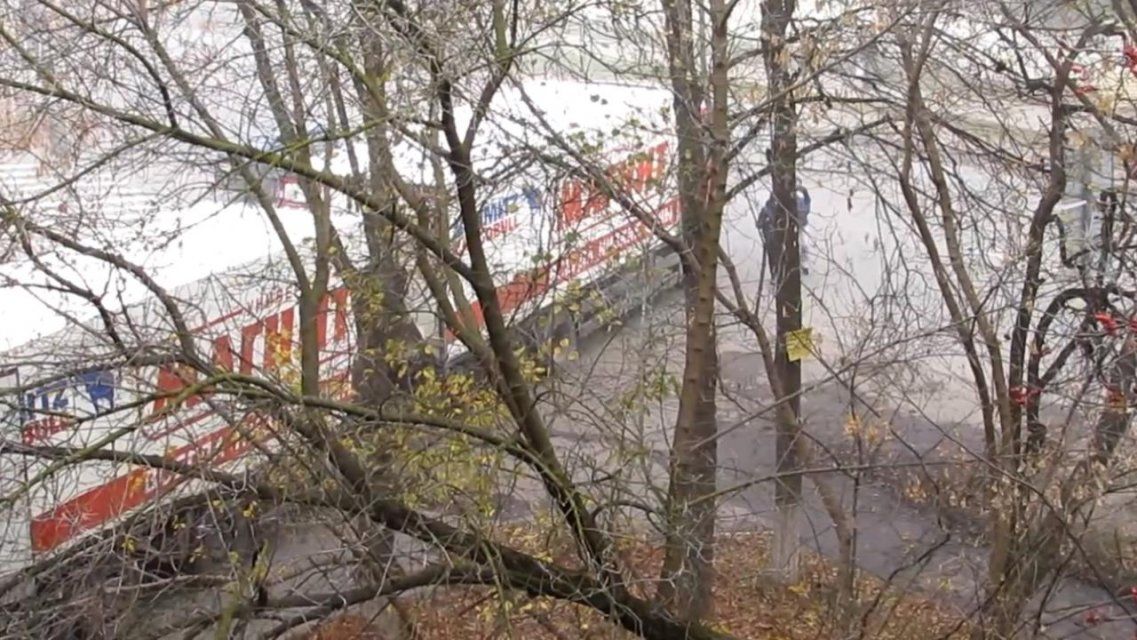 Орловчане жалуются на разгрузку фур сетевых супермаркетов 