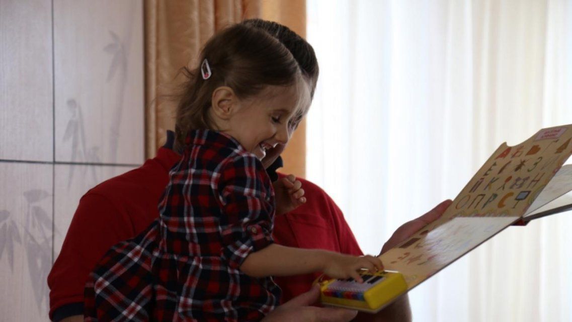 Губернаторская елка с выездом на дом: Клычков исполнил желания юных орловчан