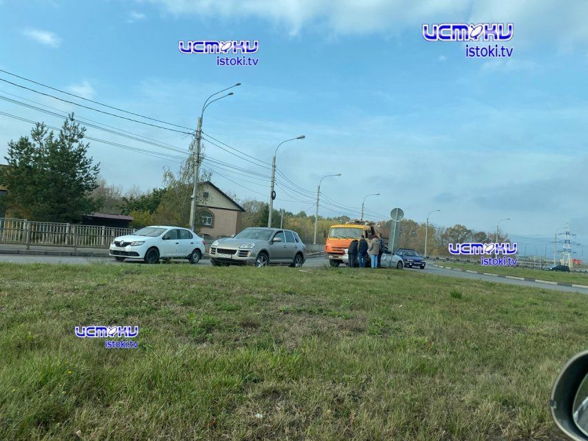 На Раздольной произошла массовая авария 