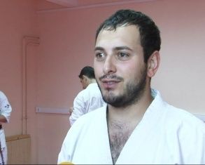 «Мечты сбываются!» Орловчанин Давид Навоян вошел в призовую 8-ку Открытого Чемпионата Америки 2015 по киокушинкай 