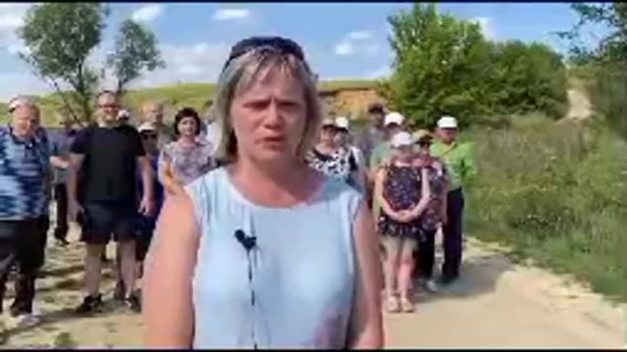 Жители села Спасское Орловского муниципального округа записали обращение к президенту России Владимиру Путину