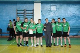 В Орле прошел Чемпионат УМВД по волейболу