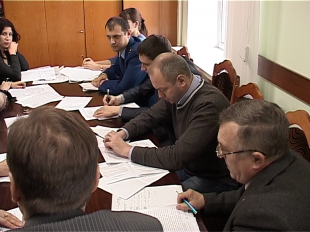 Прокурор оспаривает право орловских депутатов на некоторые льготы 