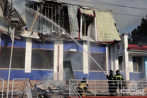 По факту пожара в ресторане "Царев Брод" в Орле возбудили уголовное дело