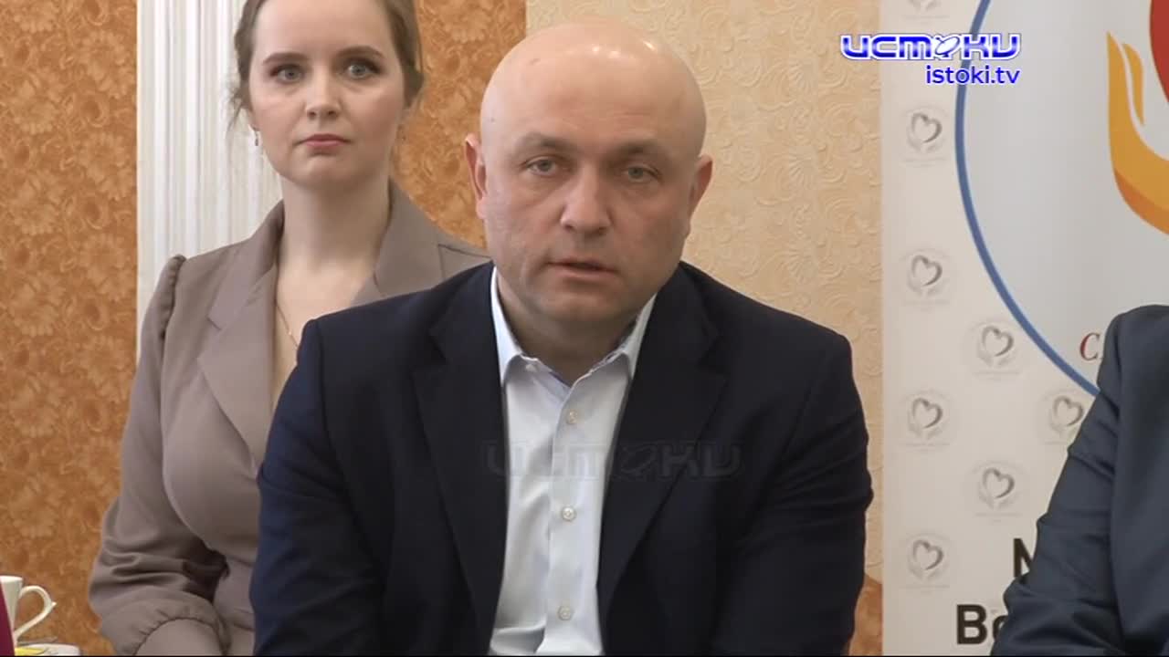 Тройка лучших из 100 претендентов. Город выбрал лучшего учителя, воспитателя и тренера. Победители продолжат борьбу на региональном уровне