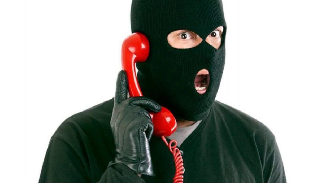 717 орловчан купились на уловки мошенников