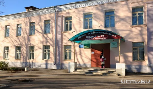 В Орле в школе №12 им. Машкарина после нагоняя от прокуратуры нашли деньги на замену окон