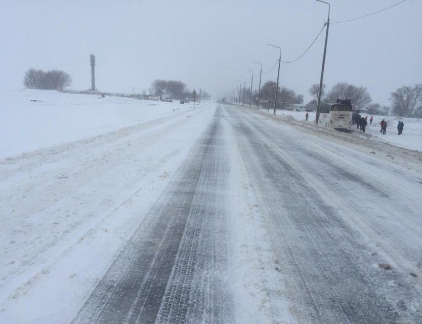 На Орловщине с трассы улетел автобус с пассажирами