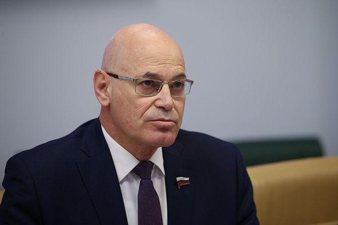 Орловский сенатор Владимир Круглый предложил продлить нерабочие дни