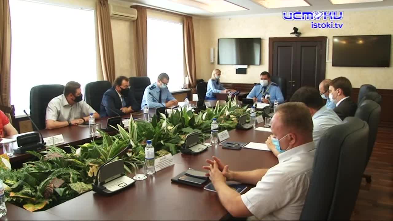 Долги властей города Орла перед предпринимателями превышают 200 млн рублей. Разобраться с этим решил прокурор региона