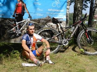 Орловский велогонщик Андрей Кузнецов выиграл Elets Cup по кросс-кантри